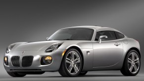 Silver 2009 Pontiac Solstice Coupe