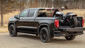 2020 GMC Black Package | GM-00