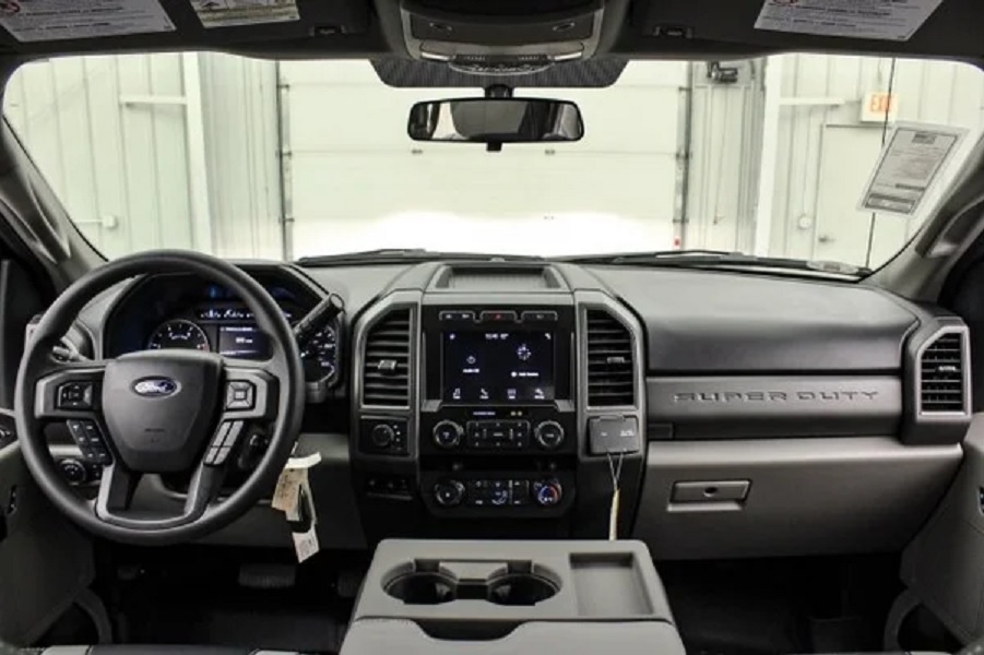 2019 Ford F-350 Mac Truck interior