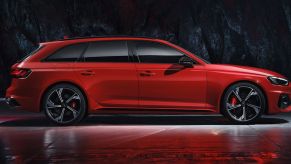 2020 A4 Avant Audi | Audi-02