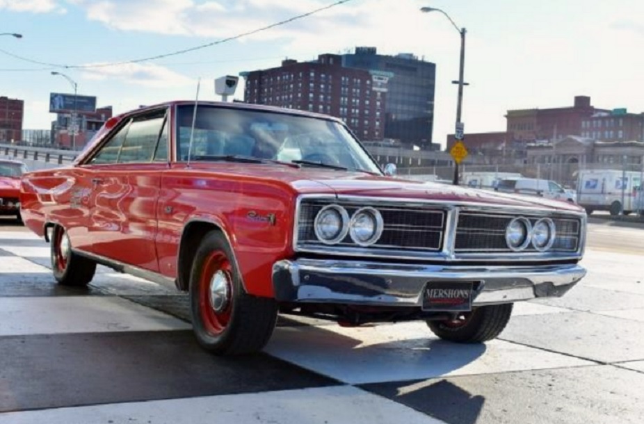 1966 Dodge Coronet with 426 Hemi