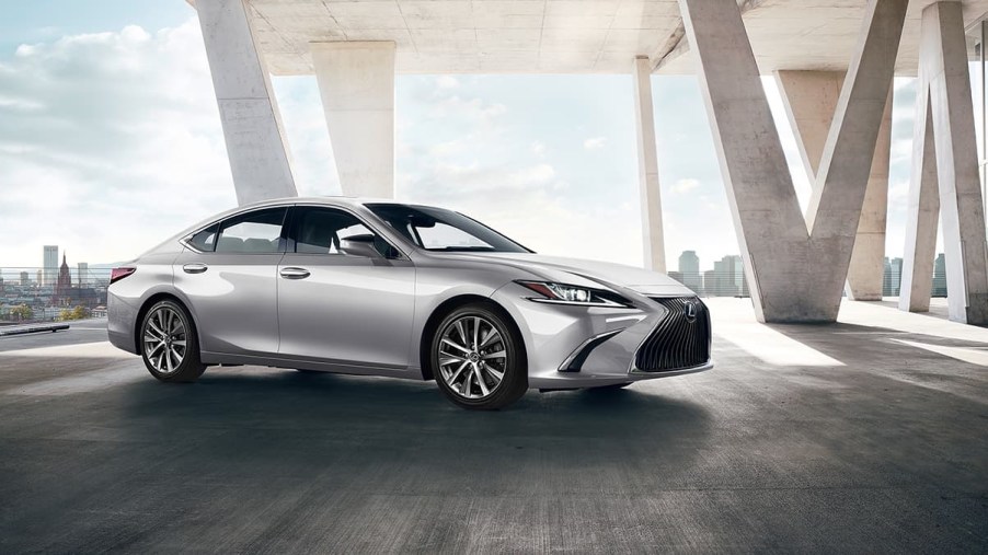 2019 Lexus ES