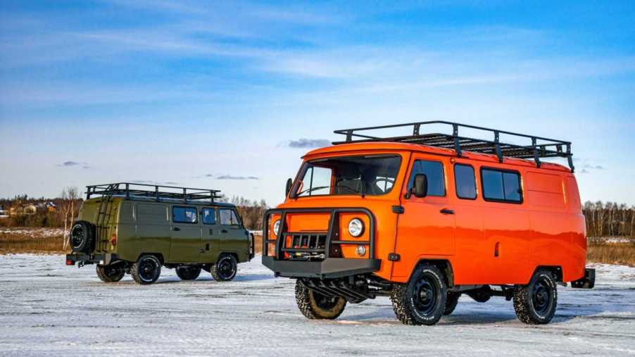 2020 UAZ SGR Combi Expedition Van | UAZ-1