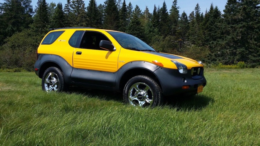 2001 Isuzu Vehicross side