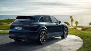 2020 Porsche Cayenne Turbo rear