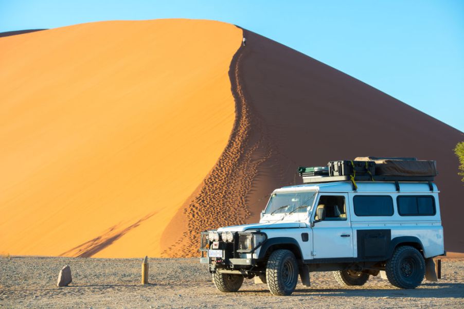 Land Rover Defender 110