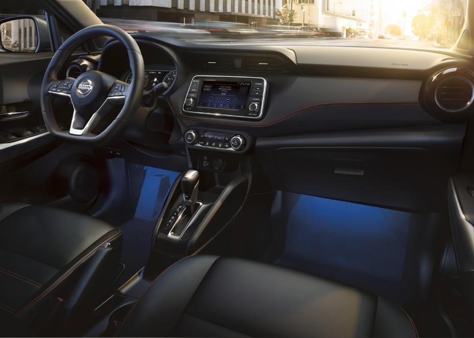 dash view of the 2020 Nissan Kicks interior