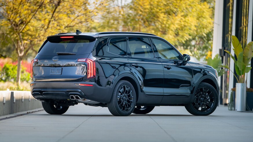 On of today's popular family SUVs, the 2021 Kia Telluride Nightfall Edition from the back