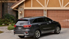 2020 Kia Sorento parked in a driveway