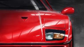 A red Ferrari F40 painting by Chris Dunlop (Pinstripe Chris)