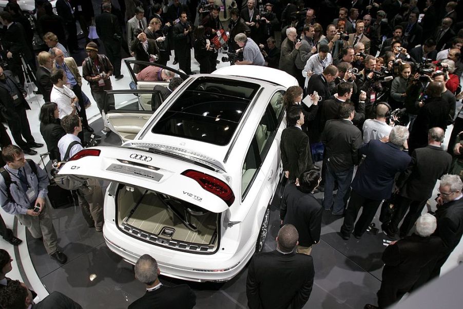 DETROIT - JANUARY 7: The new Audi Q7 V12 TDI Concept vehicle draws heavy attention from the media following its introduction at the 2007 North American International Auto Show January 7, 2007 in Detroit, Michigan. The show draws nearly 7,000 members of the news media from around the world and opens to the public January 13. (Photo by Bill Pugliano/Getty Images)