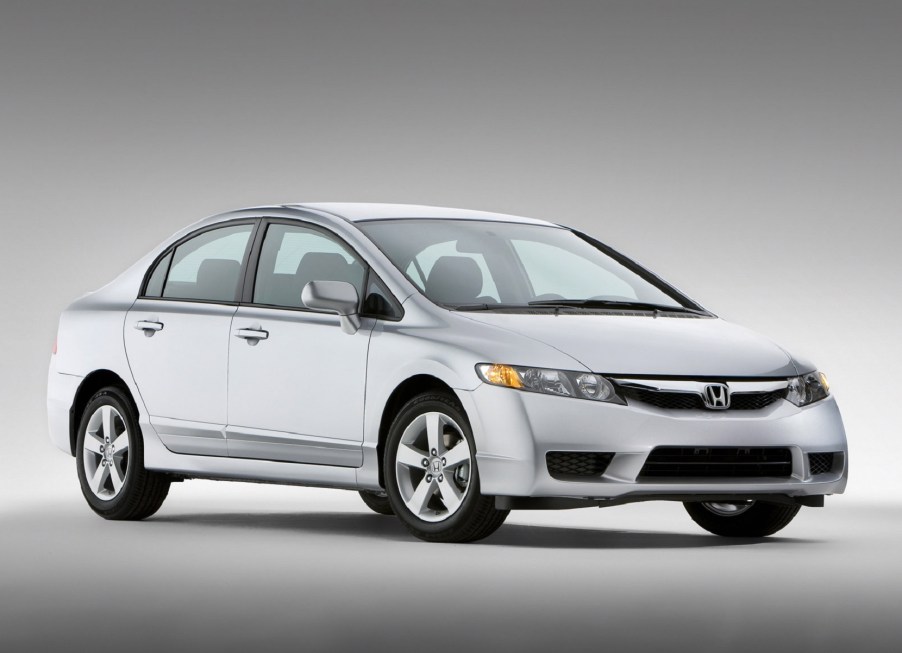 A silver 2009 Honda Civic sedan