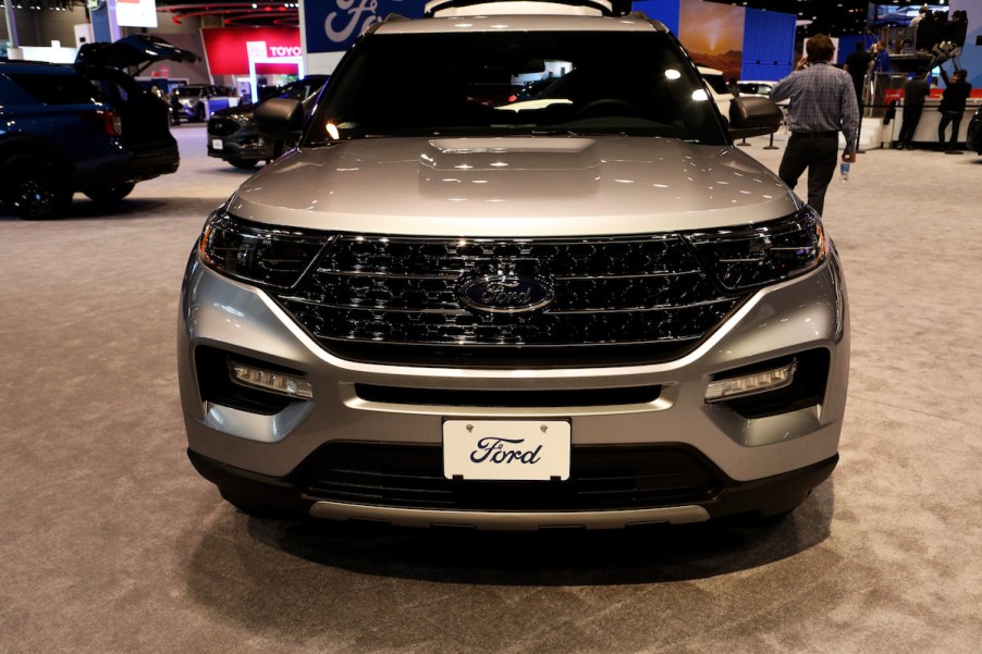 2020 Ford Explorer grill