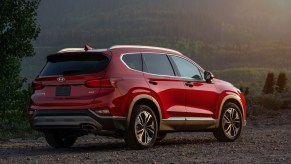 The 2020 Hyundai Santa Fe facing away, looking toward the sunset