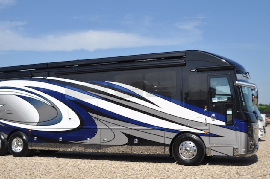 2019 American Eagle RV from American Coach.