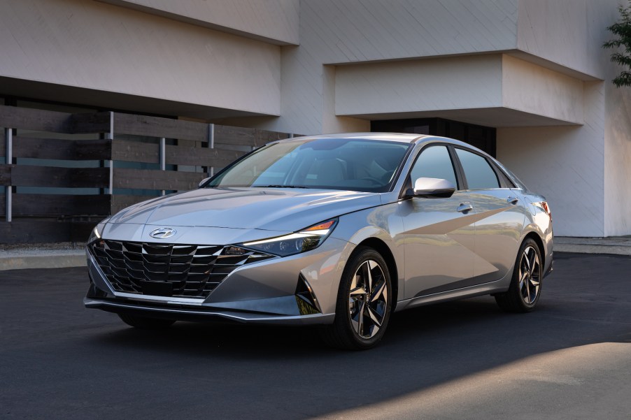 A silver 2021 Hyundai Elantra