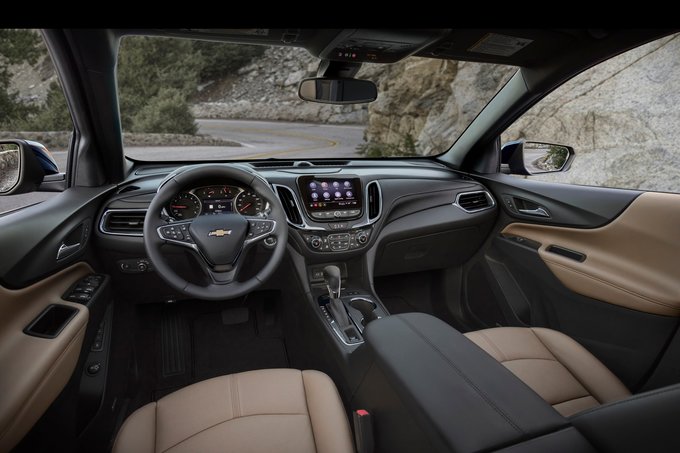 2022 Chevy Equinox Interior