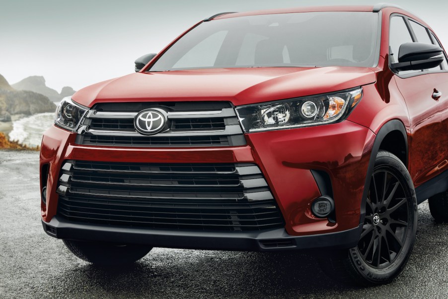 2019 Toyota Highlander close up