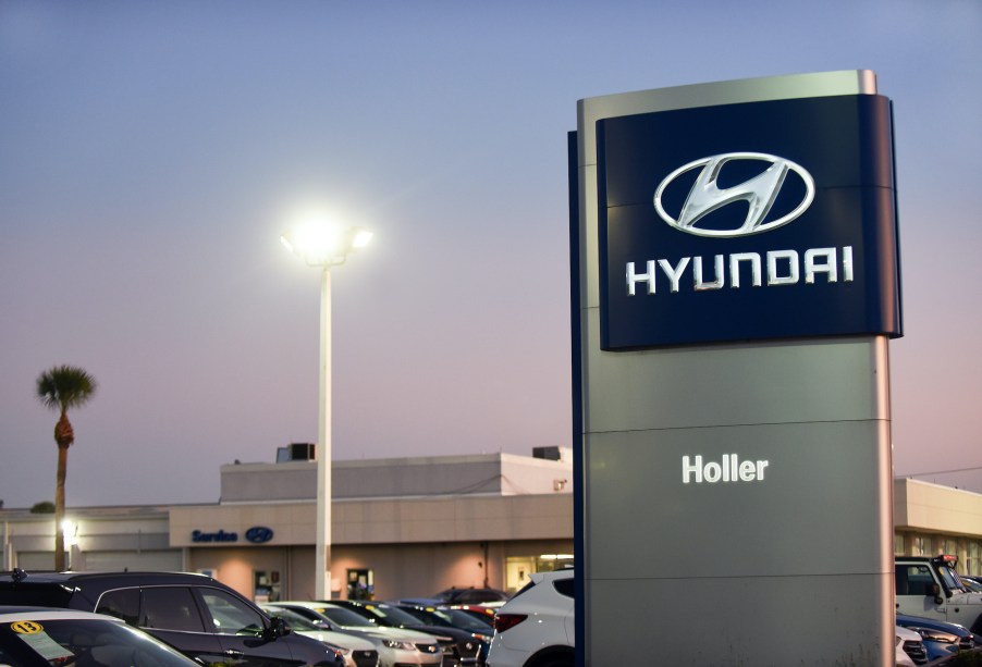 Cars are seen at a Hyundai car dealership. Hyundai and Kia announced on October 11, 2019 that they have agreed to settle a class action lawsuit over engine fireshttps://develop.motorbiscuit.com/the-hyundai-veracruz-walked-so-the-hyundai-santa-fe-could-run/