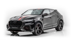 The black-and-red Audi RS Q8 tuned by Mansory