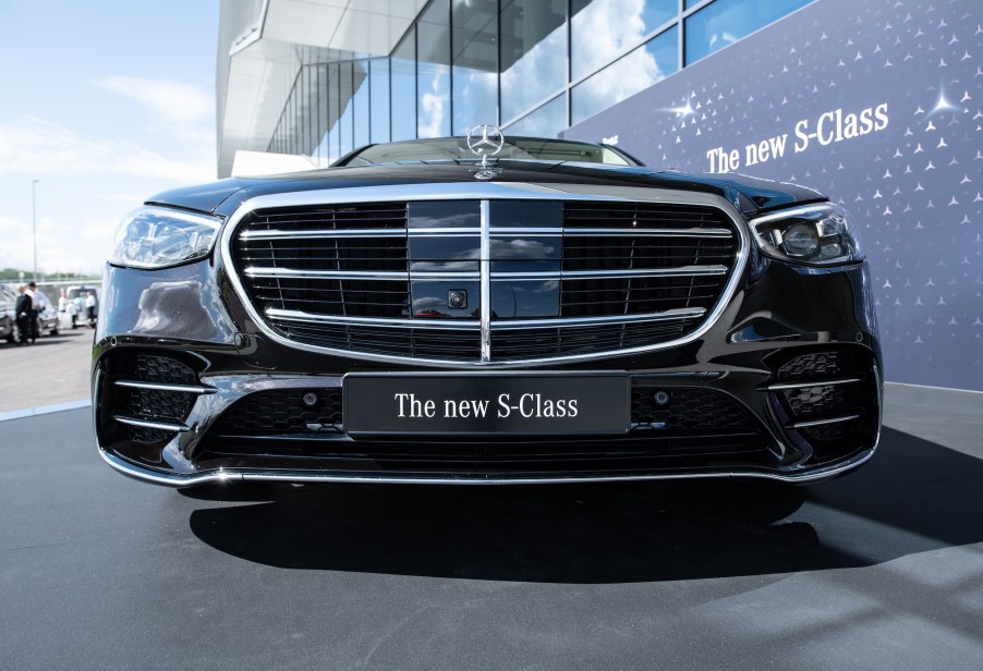 The new S-Class at its world premiere at the "Factory 56".