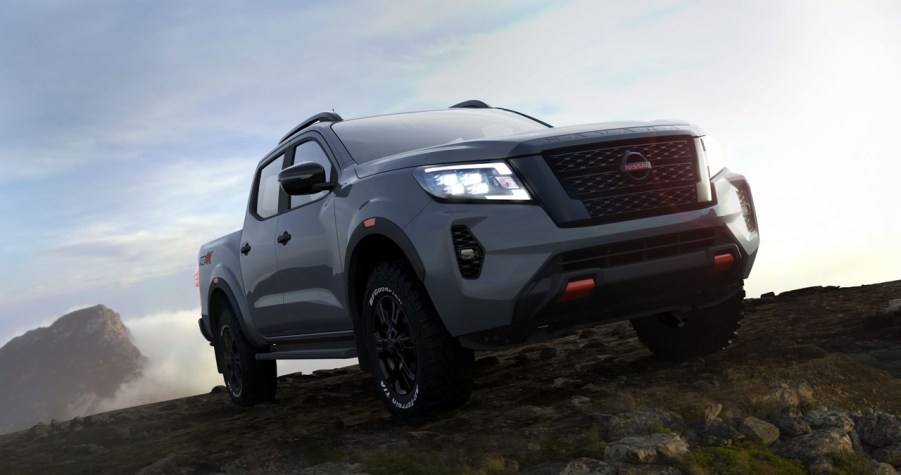 2021 Nissan Navara parked outdoors