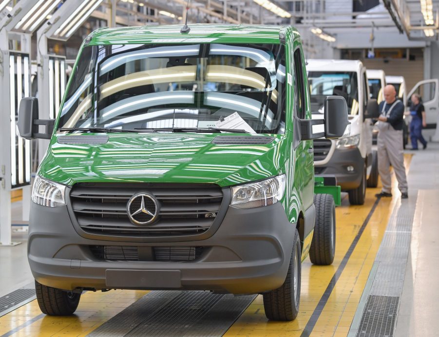 Commercial vehicles of the Sprinter type are built at the Mercedes-Benz AG Ludwigsfelde plant