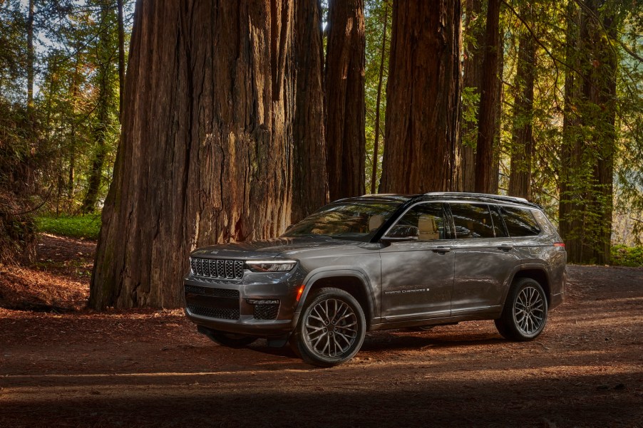 An image of the 2021 Jeep Grand Cherokee L outdoors.