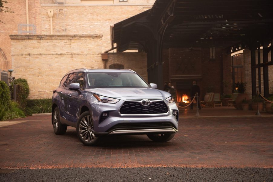 The 2021 Toyota Highlander Platinum parked