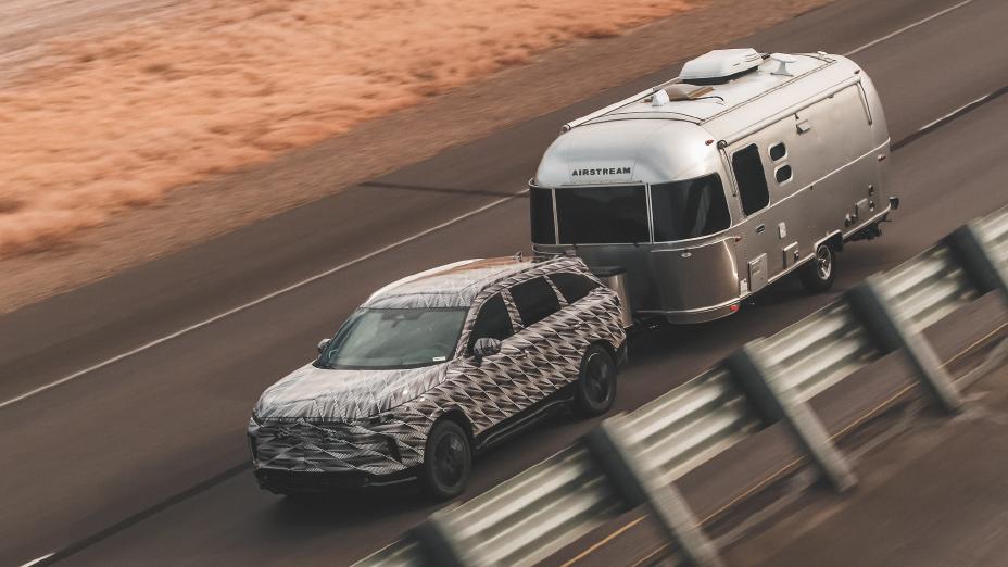 2022 Infiniti QX60 towing an Airstream