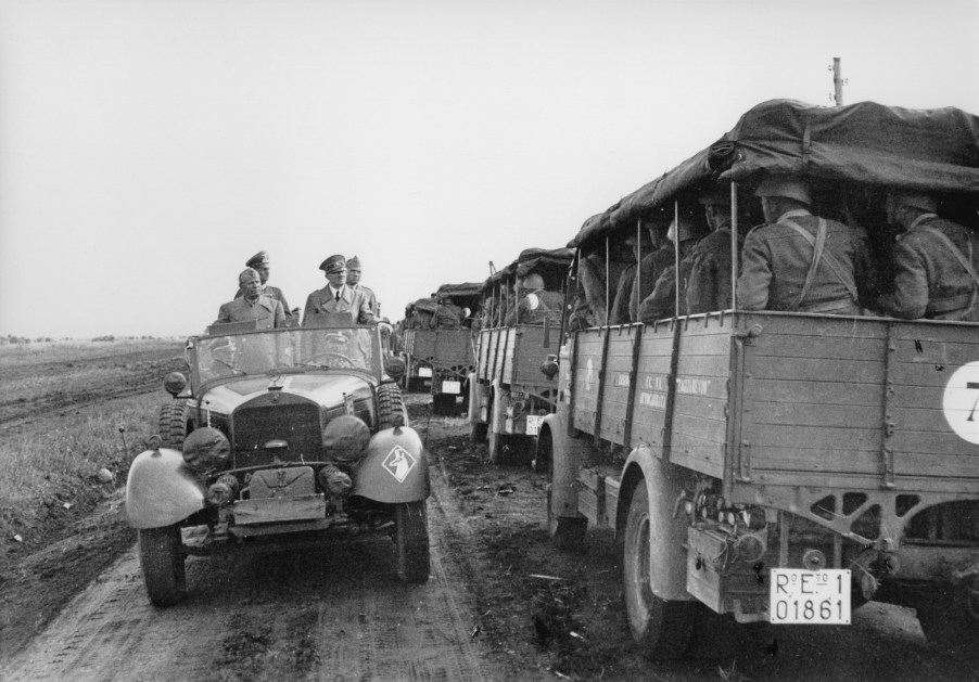 An image of a Mercedes-Benz W31 Type G4 off-roading.