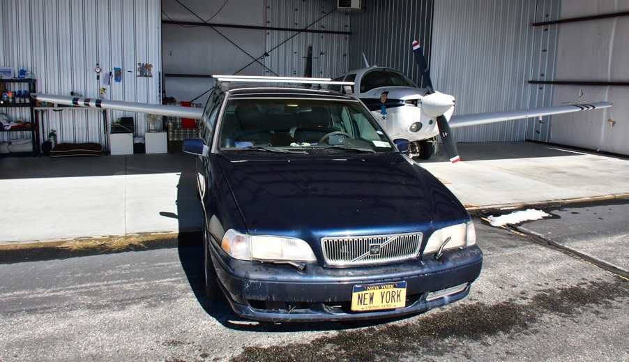 Volvo V70 with NEW YORK Plates