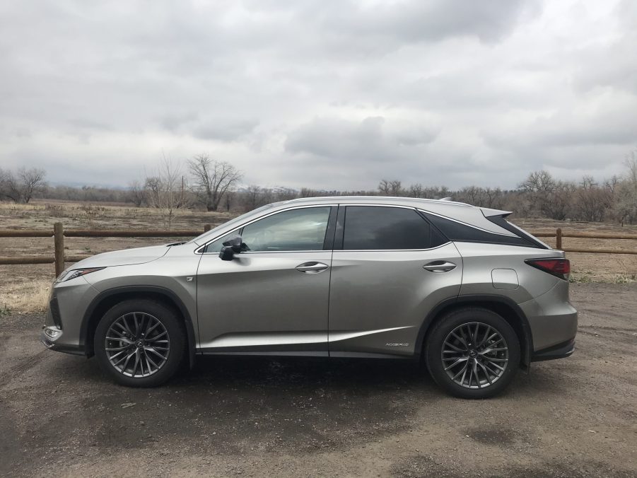 2021-Lexus-RX-450h-side-1