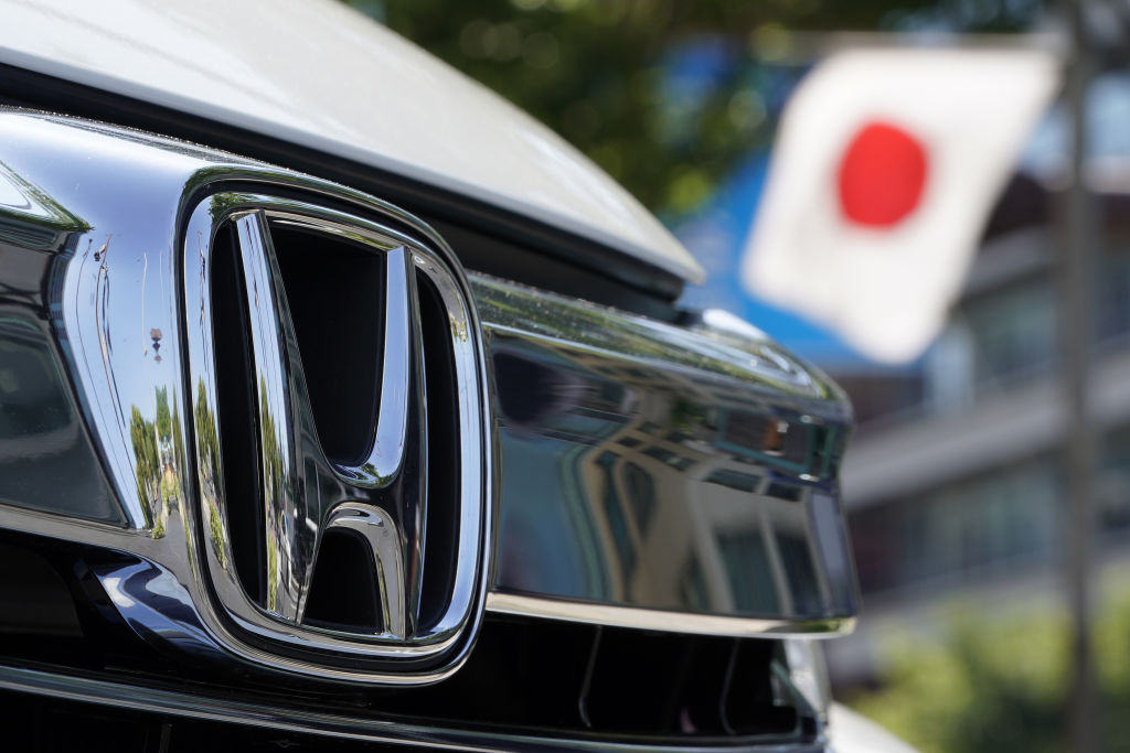 A Honda Badge up close