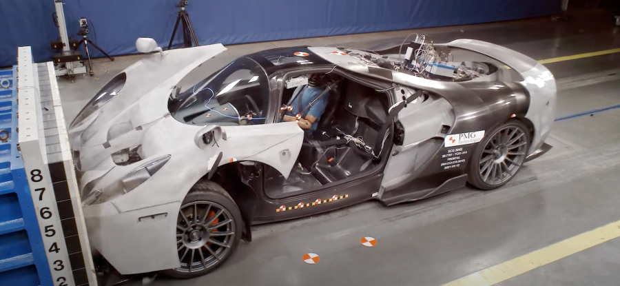 An image of a SCG 004 getting washed before its first crash test.