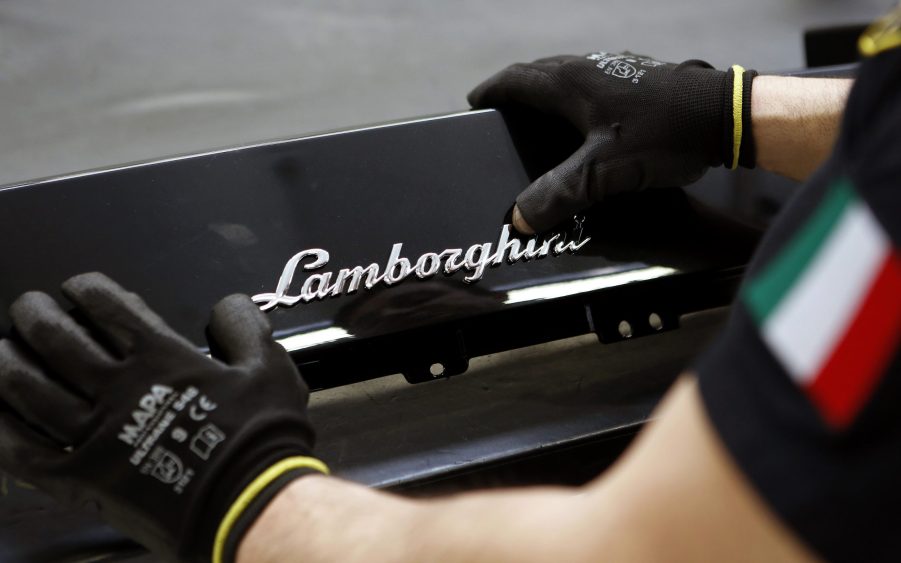 A cursive lamborghini badge