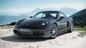 2021 Porsche Cayman