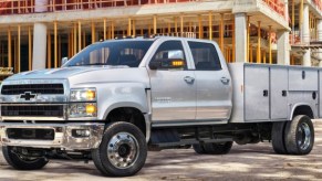 2019 Chevy Silverado Medium-Duty truck | GM