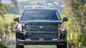 A front-end view of a black 2021 Kia Telluride Nightfall Edition midsize SUV