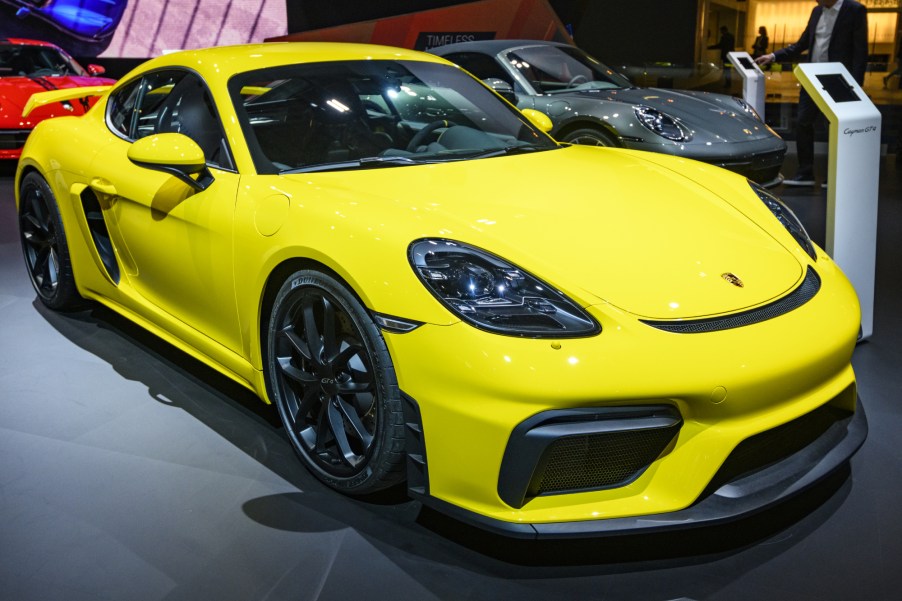 Porsche 718 Cayman GT4