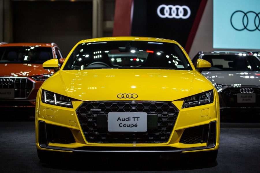 bright yellow audi tt