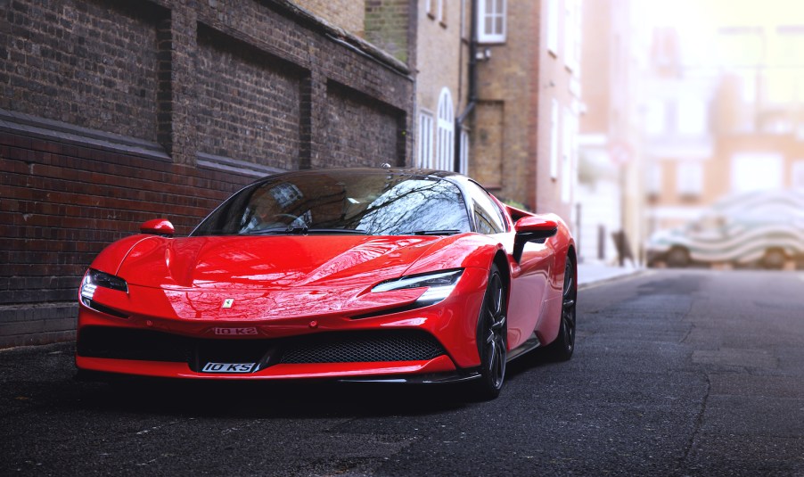 Ferrari-sf-90-alleyway-front