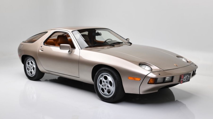 The Porsche 928 driven by Tom Cruise in Risky business