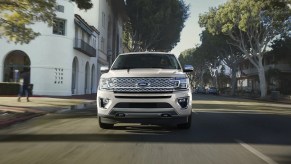 The front of a beige 2021 Ford Expedition.