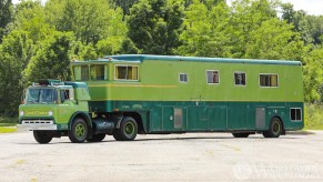 1974 Camelot Cruiser exterior