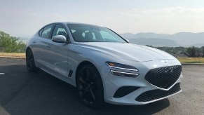 2022 Genesis G70