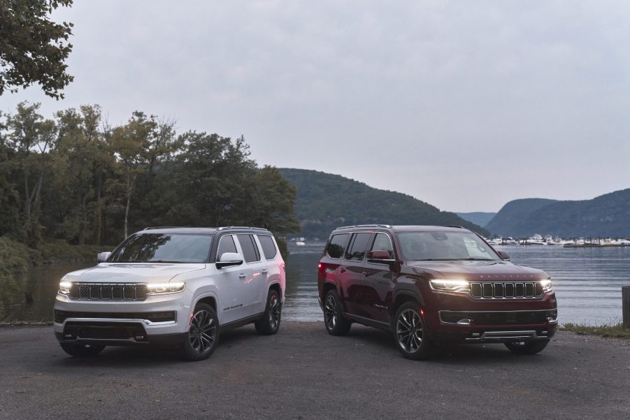 2022 Grand Wagoneer (left) and 2022 Wagoneer (right)