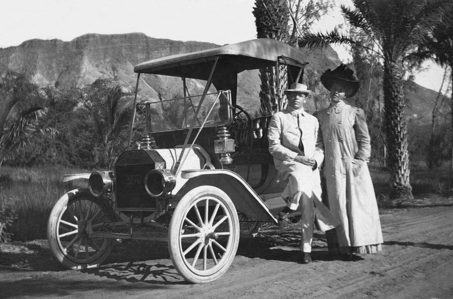 Couple stand by their 1909 Ford Model T