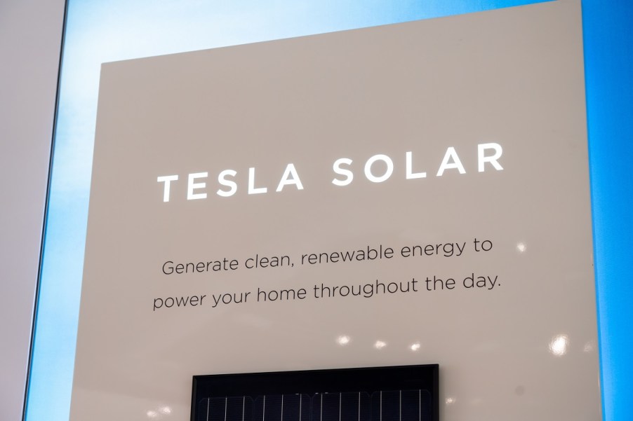 A sign for Tesla solar.