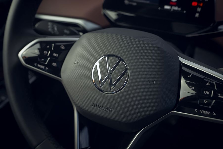 2021 Volkswagen ID.4 multi-function steering wheel